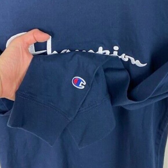 Champion Navy Blue Embroidered Long Sleeve T-Shirt Boys Size Large Tee Crew Neck - Picture 5 of 9